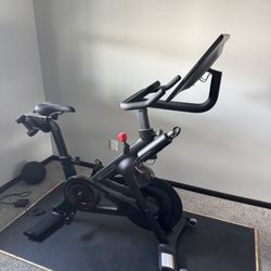 Peloton Bike 