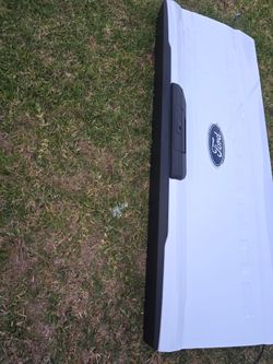 2026 Ford puerta trasera super duty