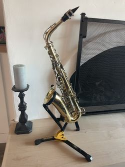 Selmer AS400 Saxophone