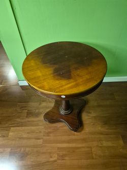 Round table