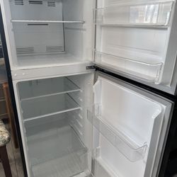Black refrigerator 60Hx22W