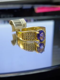 Gold Tanznite & diamonds ring