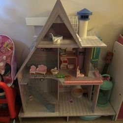 lol Doll House Winter Chalet