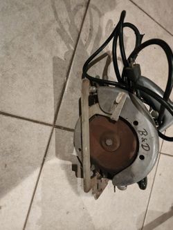 Black and Decker Circular Saw