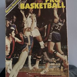Pro Basketball Sports Illustrated Board Game 