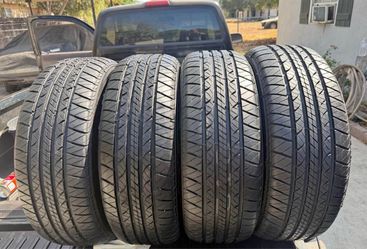 205/55-16 Kelli Set de Tires con 80% de vida las 4