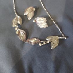 Vintage Silver spun Necklace & Earrings