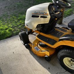 Cub Cadet 42” Deck Started Last Season Moving No Longer Need B/o  