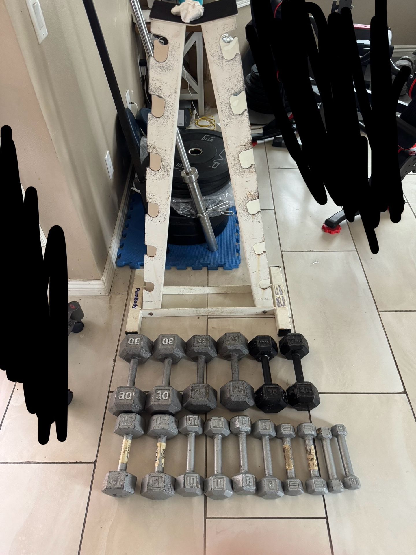 Dumbbells weights 3-30 plus rack 232lbs total