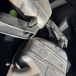  Mufflers 