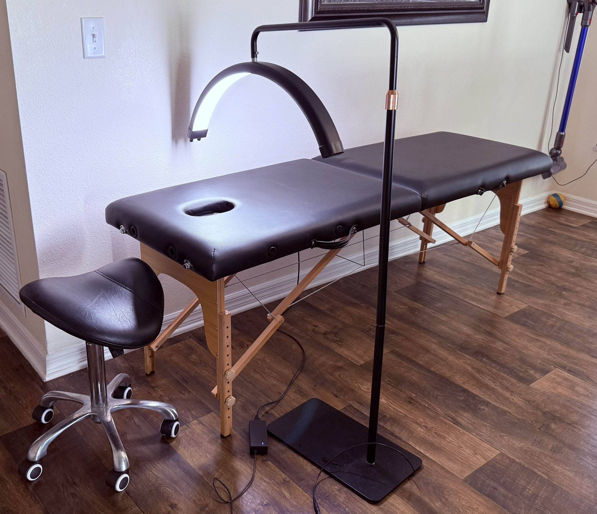 Eye Lashes/brow/facial Bed With Lamp And Chair (Set)