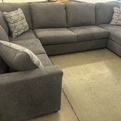 3 Pc Sectional Available In Grey And Ivory 