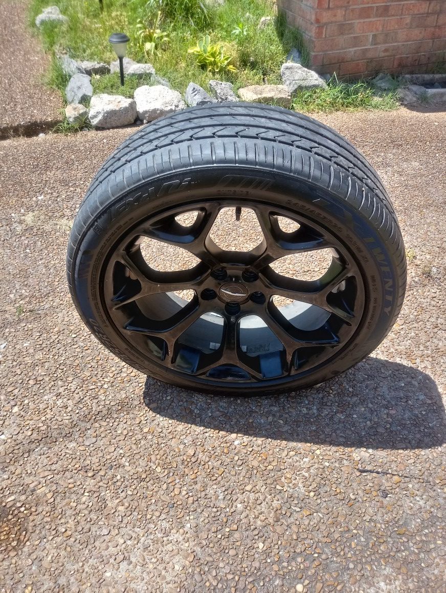 Chrysler 300 Snowflake Rim