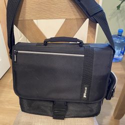 New Targus Laptop Bag