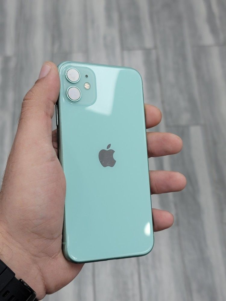 Greenatt iPhone 11 / 128GB Green ATT **We finance pay 50$ down today** for Sale ...
