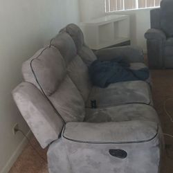 Reclining Couches 