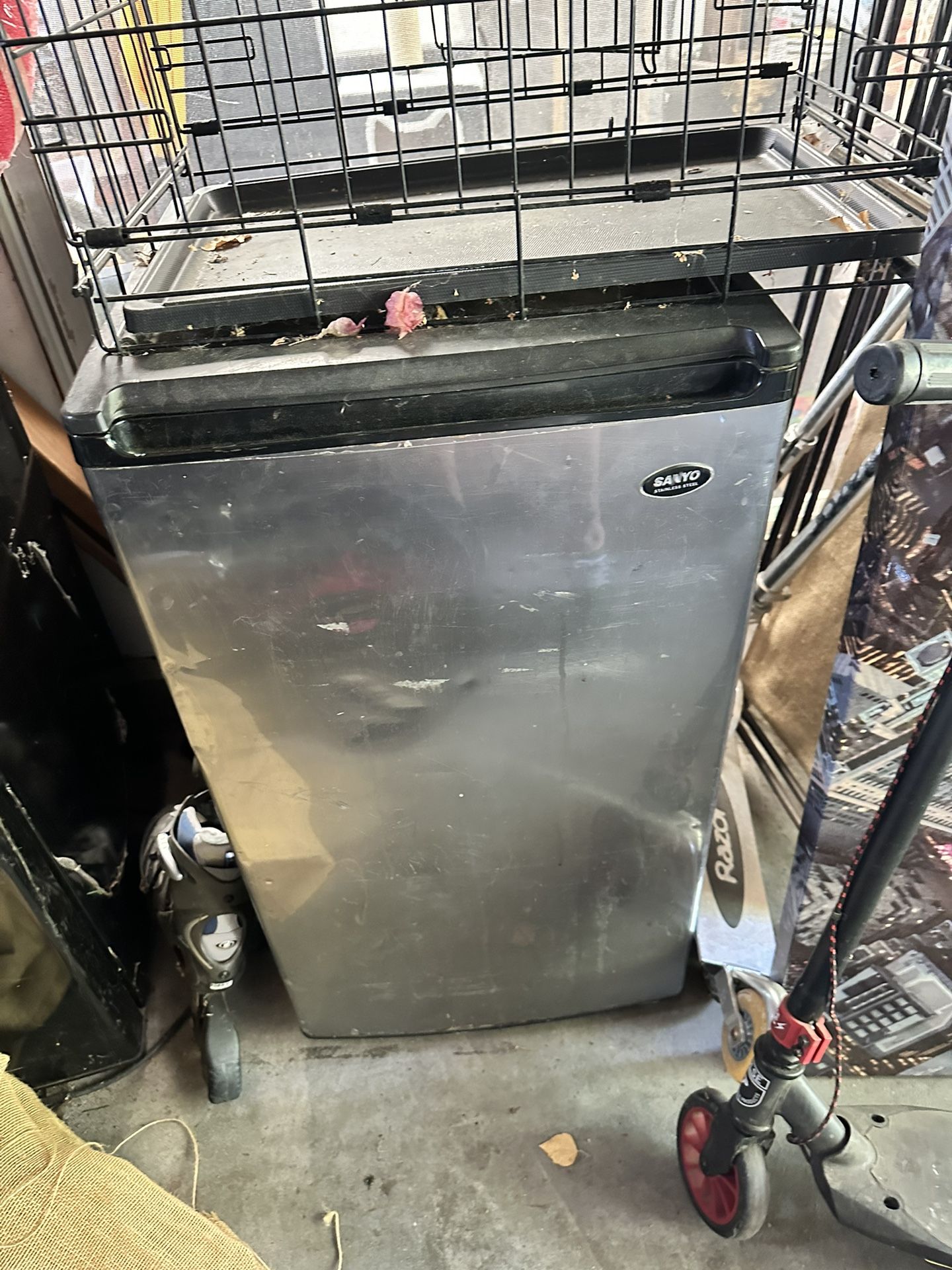 Great Mini Fridge Works Good Came Out Of My Barbershop I Had To Close Down.