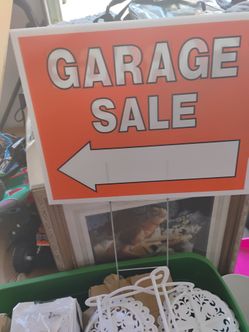 Garage sale sign