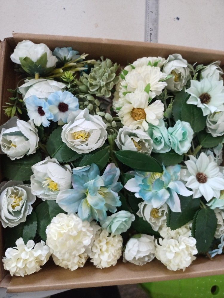Artificial Flowers Combo Box Set,Silk Fake Flowers Roses Bridal Bouquets Out/Indoor DIY Centerpieces White Flowers for Decoration Arrangements Party