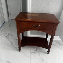 Ethan Allen End Table