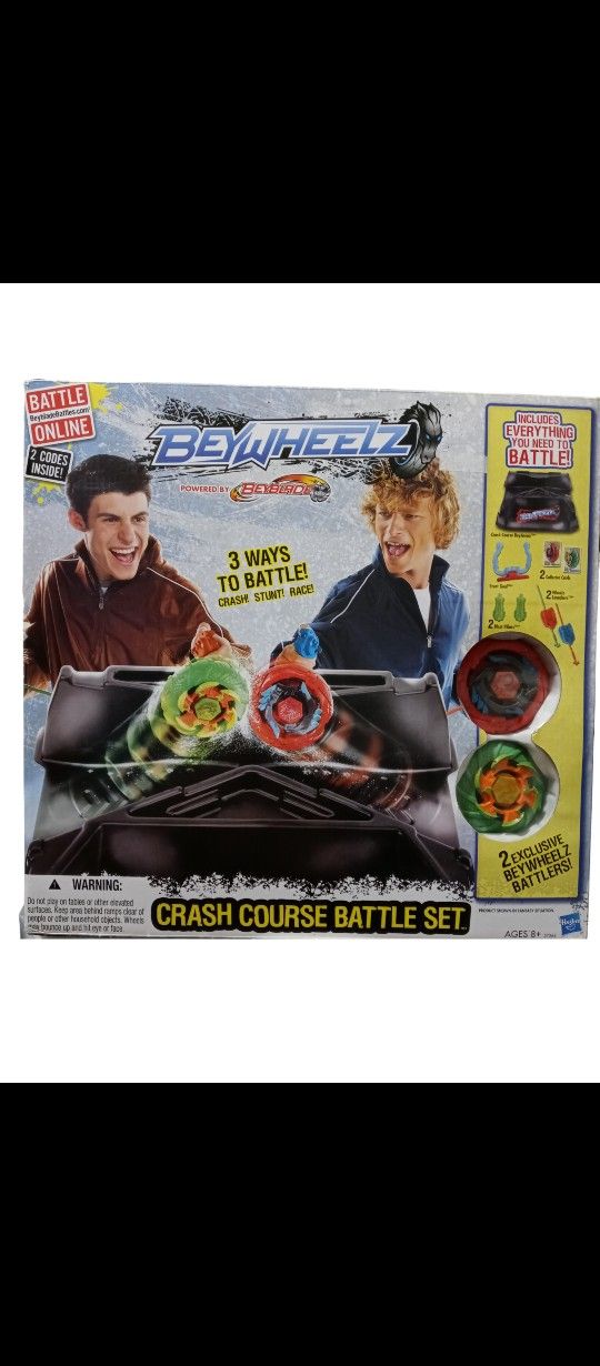 Hasbro Beywheelz Crash Course Battle Set