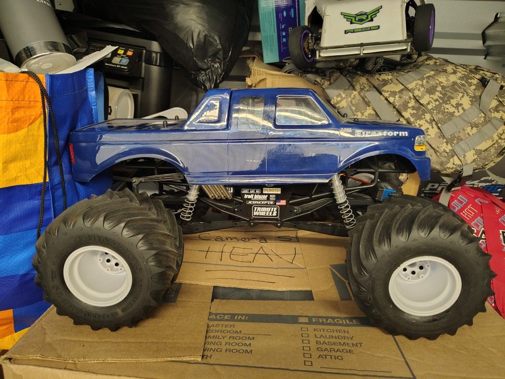 Axial SMT10 ARTR