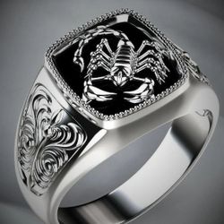 Sterling Silver Retro Black Onyx Scorpion Gothic Ring - Size 9