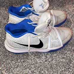 Kyrie 3’s