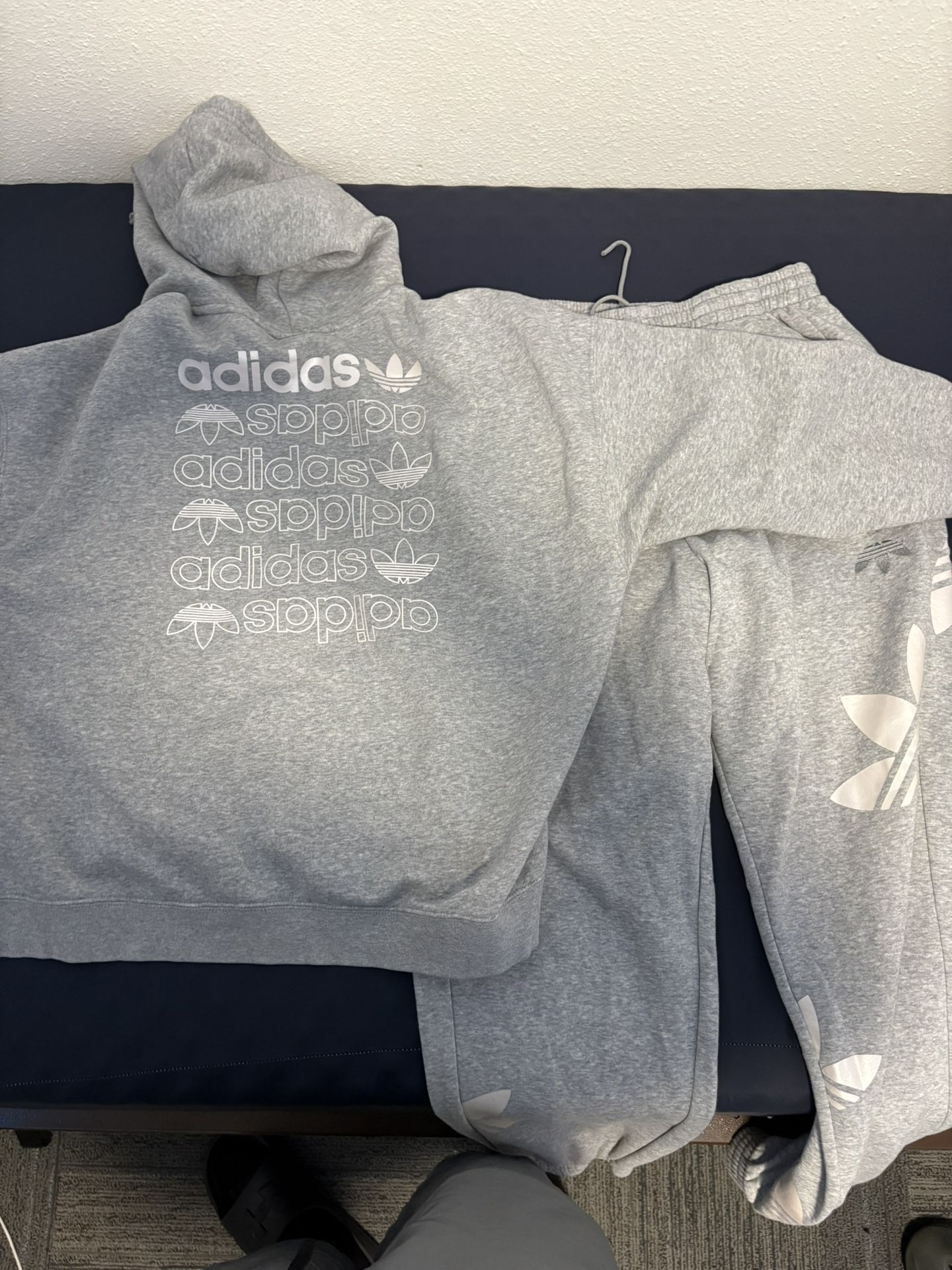 Gray Adidas Sweat Suit ( Size Medium)