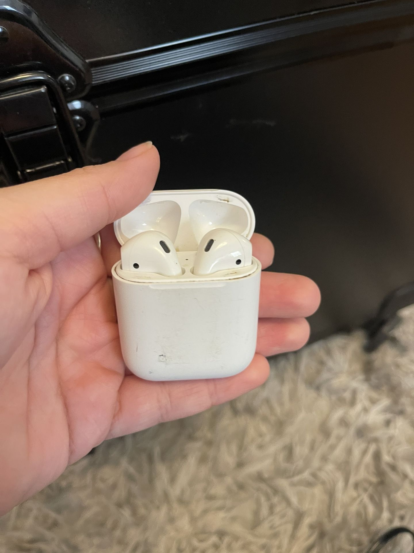 Apple AirPods