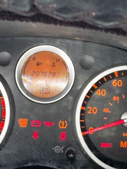 Car Nissan Sentra grey