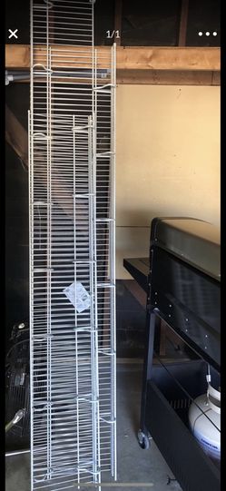 Wired shelving great condition