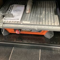 Ridgid Tile Saw, Lightly Used 