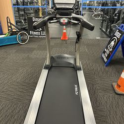 True Fitness CS550 Treadmill 