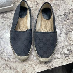 Gucci Flats 