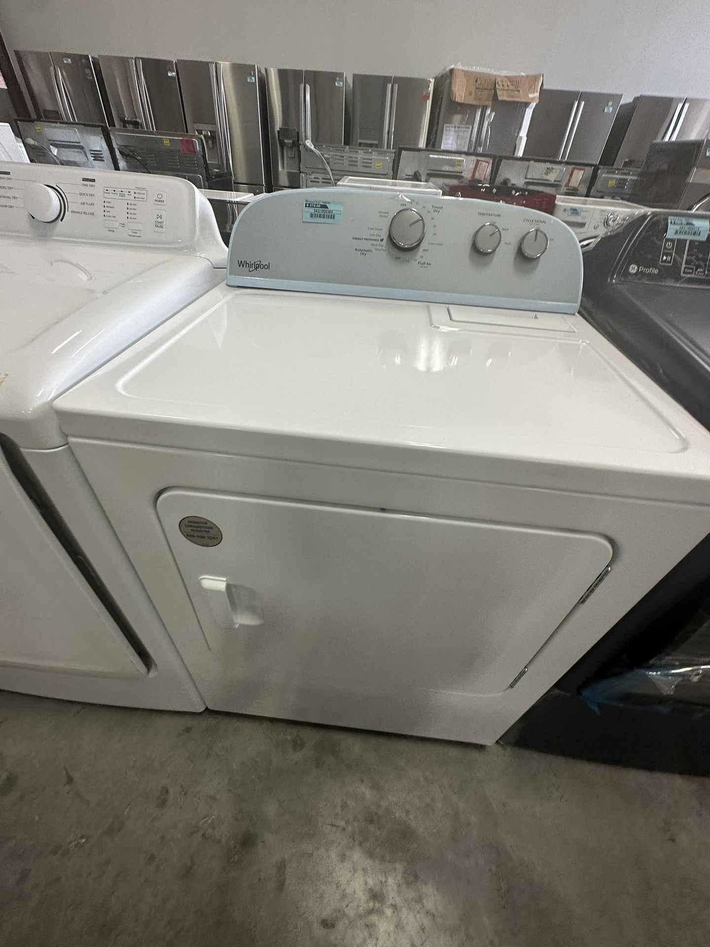 New Whirlpool Electric Dryer Scratch & dent 