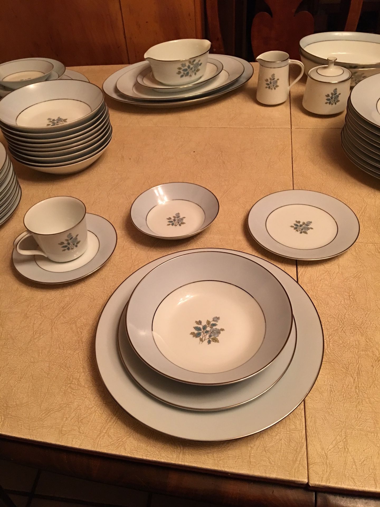 Noritake Harvard Rose China Serving for 10
