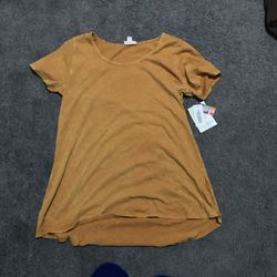 LulaRoe T Shirt