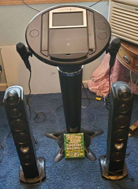 Singing Machine Classic Karaoke Machine With Bluetooth! Holiday Special!!