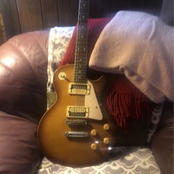 Guitar Revival Hondo