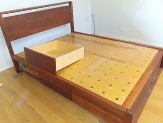 Queen bed