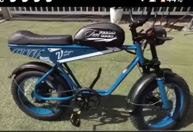 Brand New Aipas Velo V1 E-bike