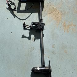 JH01502 船外機　MotorGuide STEALTH250 Suzuki Outboard Motor I SS Series DF250ATSS I Suzuki Marine