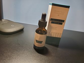 Beverly Hills DermCenter Glycolic Serum New in Box