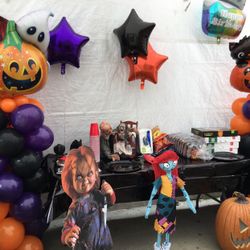 Halloween balloon columns