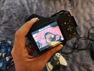 Canon Compact Digital Camera