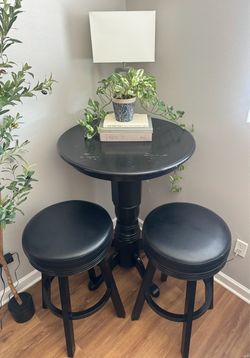 Black Pub Table + 2 Matching Bar Stools