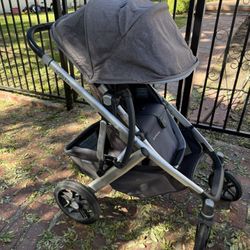 Uppababy Vista Stroller (including Bassinet)