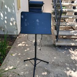 Deluxe music Stand with detachable light