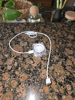 LIKE NEW SAMSUNG GALAXY RING SIZE 9 OEM CHARGER